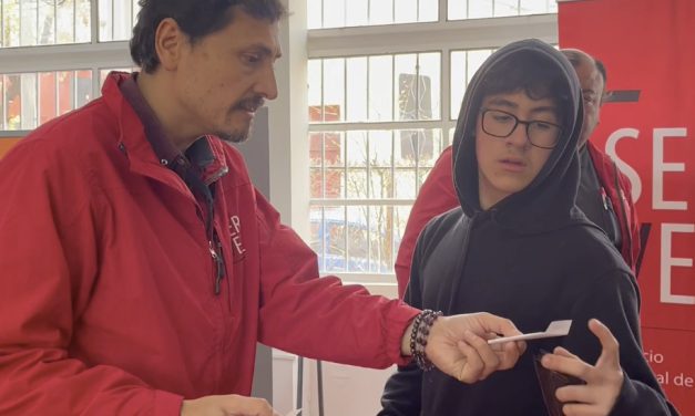 SERVEL acompañó elecciones del Centro de Alumnos del Liceo Bicentenario Técnico Amancay